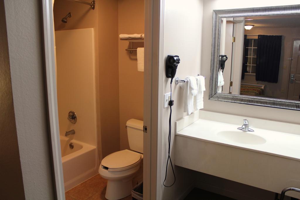 Highland Inn Denham Springs Baton Rouge East 外观 照片