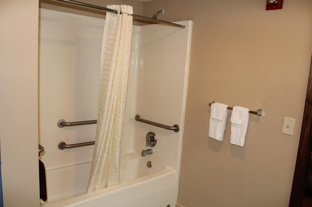 Highland Inn Denham Springs Baton Rouge East 外观 照片